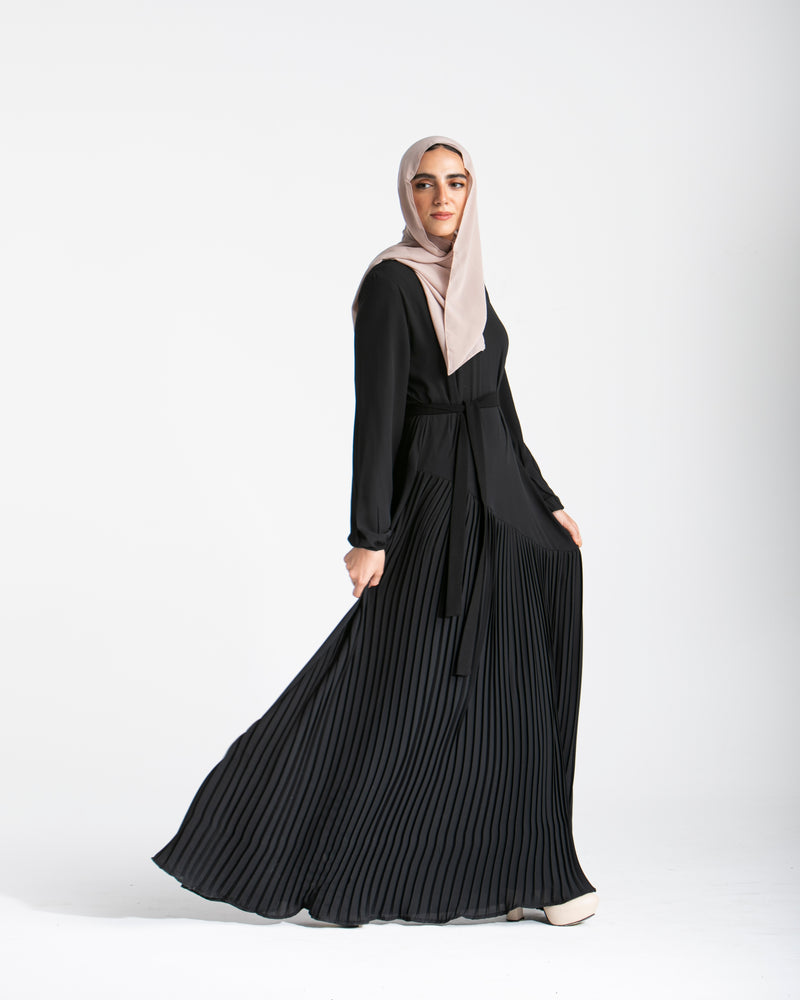 Fully Lined Pleated Dress Black