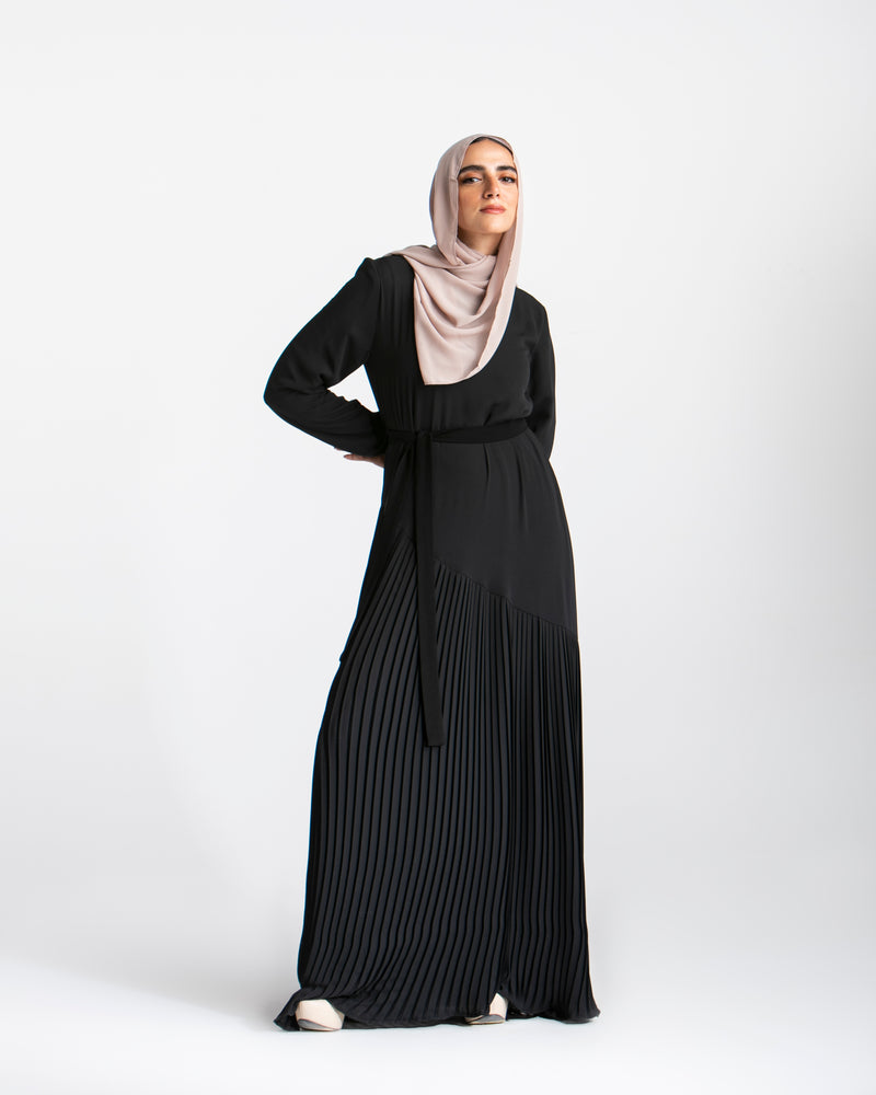 Fully Lined Pleated Dress Black