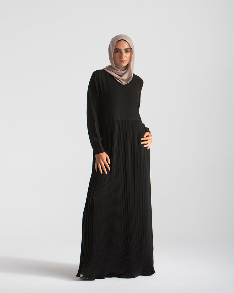 Sleeved Pleated Dress Black