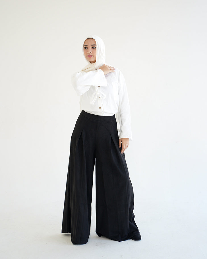 Suede Wide Pants Black